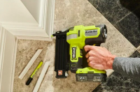 Ryobi R18GN18-120S 18V Akumulátorová 18G klincovačka (1x2.0Ah)