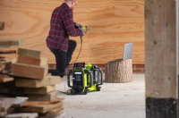 Ryobi RY36BI1800A-250 Akumulátorový 1800W invertorový generátor so 4 portami(2x2.5Ah)