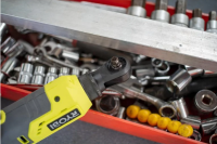 Ryobi 18V Akumulátorový ⅜ ″ račňový kľúč