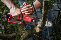 MILWAUKEE M12 FUEL™ HATCHET™ Kompaktná reťazová píla, bez aku M12 FHS-0