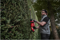 MILWAUKEE M18 FUEL™ Nožnice na živý plot 60 cm, bez aku M18FHET60-0