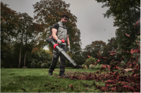 MILWAUKEE M18 FUEL™ Batohový dual fukár, bez aku, bez aku M18F2BPB-0