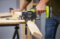 RYOBI 18V ONE+™115mm okružná píla R18CS115-0